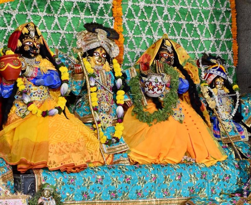 Temple photo 8