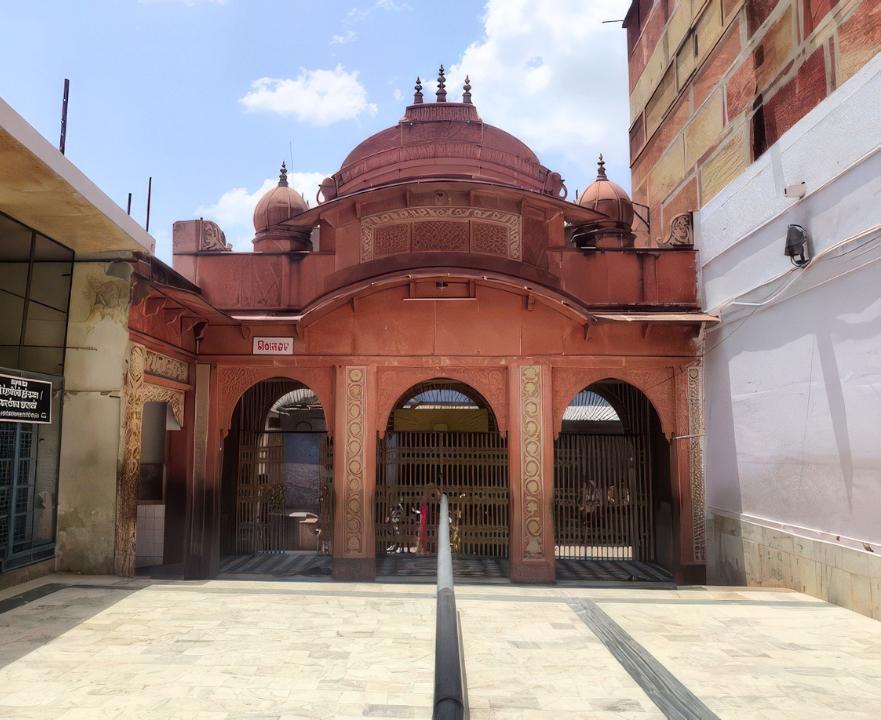 Temple photo 4