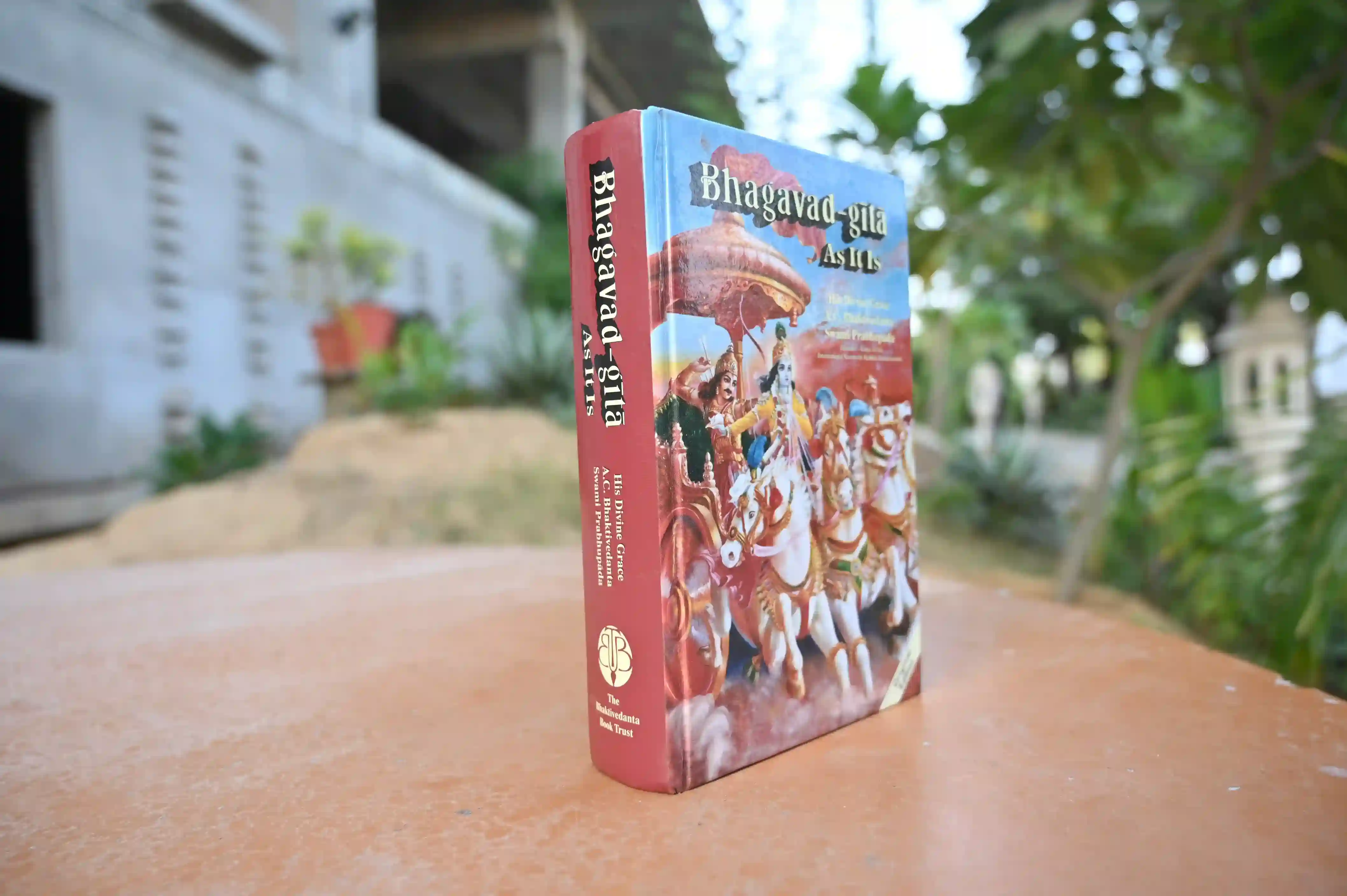 1008 Bhagavad Gita (Eng)