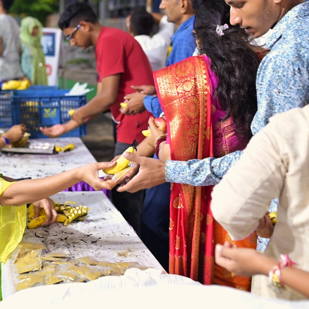 Prasadam Vitaran Seva